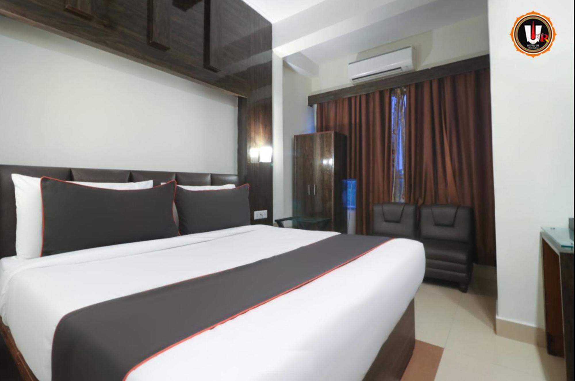 Hotel Ur Allāhābād Junction Екстериор снимка